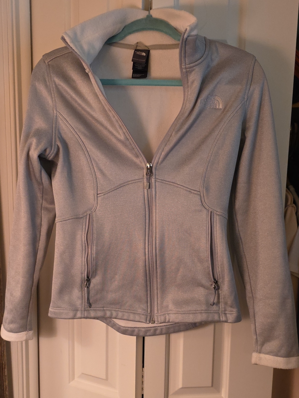 The North Face Women's Light Gray Teddy Jacket SP